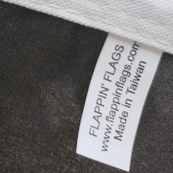 Pirate Skull Flag 5ft × 3ft - Picture 4 of 5